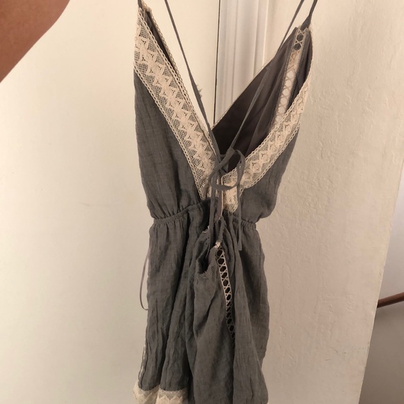 romper - Picture 2 of 2